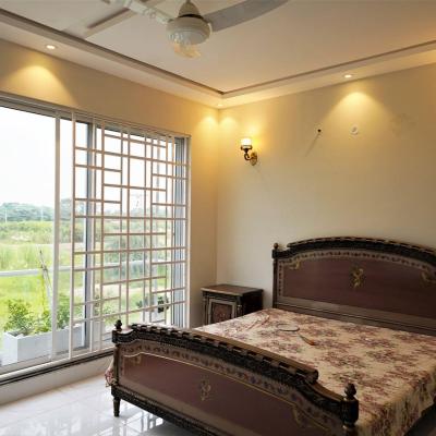 DHA Lahore Phase 7 Best 10 Marla House Available For Rent