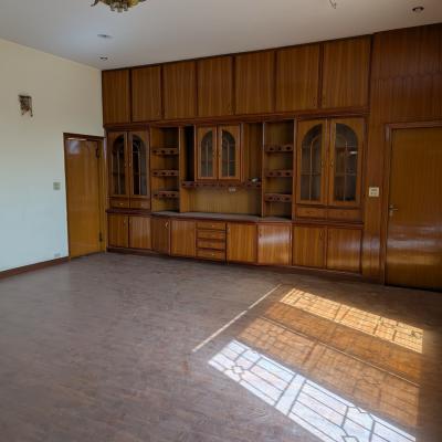 DHA Phase 1 Beautiful 1 Kanal Upper Portion Available For Rent