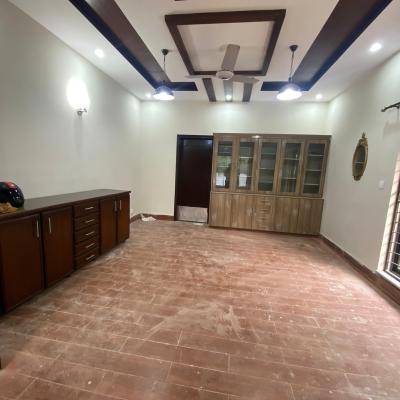 DHA Phase 1 Affordable 1 Kanal Lower Portion Available For Rent