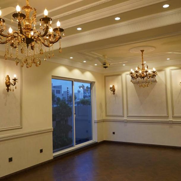 Facing Park 1 Kanal Beautiful House Available For Sale In DHA Lahore Phase 3-3