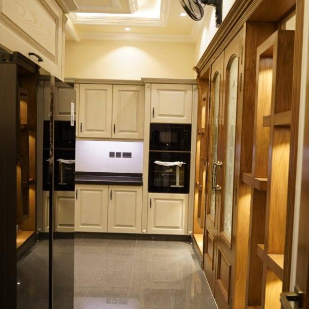 Facing Park 1 Kanal Beautiful House Available For Sale In DHA Lahore Phase 3-6