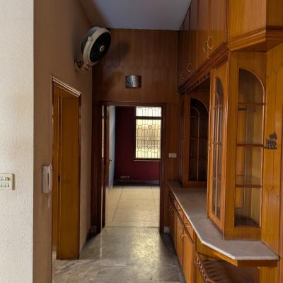 DHA Phase 1 Beautiful 1 Kanal Upper Portion Available For Rent