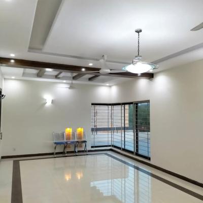 Luxury 1 Kanal Awesome Lower Portion On Top Location For Rent In DHA Phase 7 Lahore