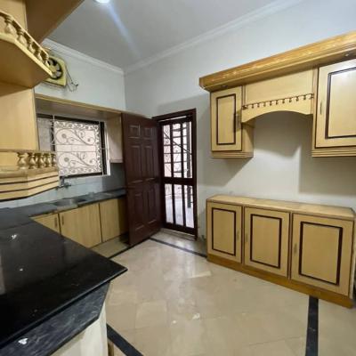 Luxury 1 Kanal Upper Portion For Rent In DHA Lahore Phase 1