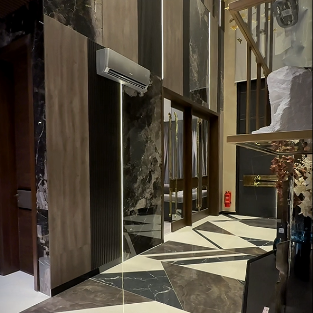 Luxurious 1 Kanal Beautiful House Availabel For Sale In DHA Lahore Phase 6-6