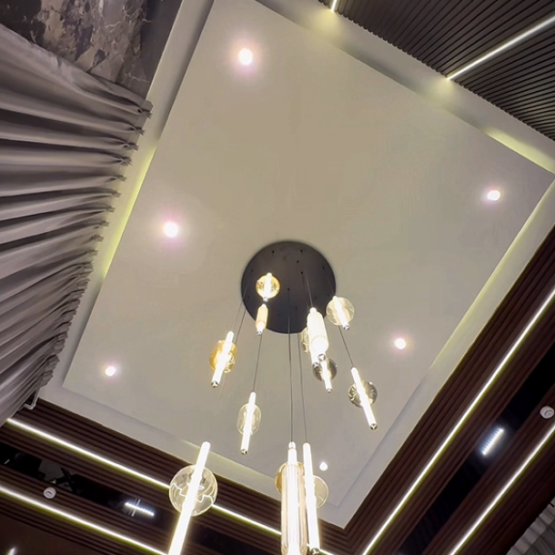 Luxurious 1 Kanal Beautiful House Availabel For Sale In DHA Lahore Phase 6-7