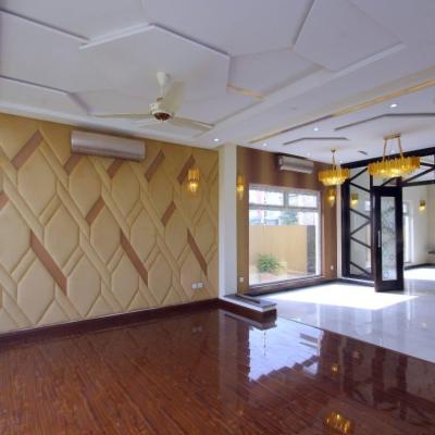 Classical Design 1 Kanal House Availabel For Sale In DHA Lahore Phase 6