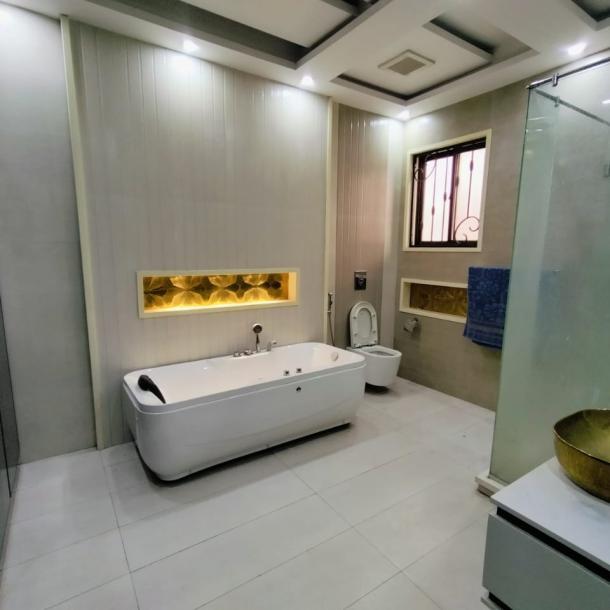 Luxurious 1 Kanal Prime Location House Available For Rent In DHA Lahore Phase 8 Block G-8