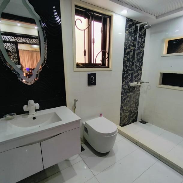 Luxurious 1 Kanal Prime Location House Available For Rent In DHA Lahore Phase 8 Block G-11