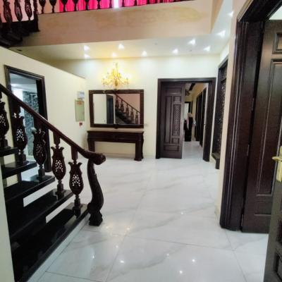 Luxurious 1 Kanal Top Location House Available For Rent In DHA Lahore Phase 8