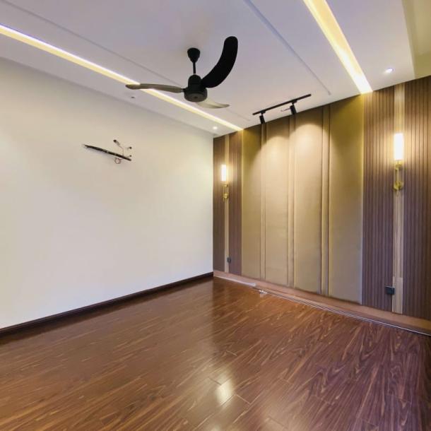Classical Design 10 Marla House Available For Sale In DHA Lahore Phase 7-5
