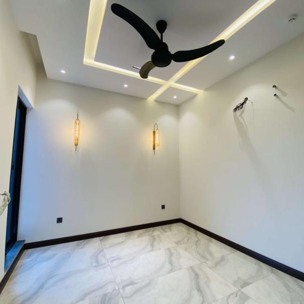 Classical Design 10 Marla House Available For Sale In DHA Lahore Phase 7-2