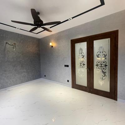 Luxurious 10 Marla House Availbale For Sale In DHA Lahore Phase 7