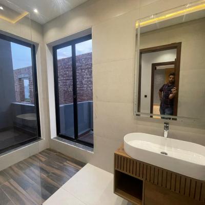 Luxurious 10 Marla House Availbale For Sale In DHA Lahore Phase 7