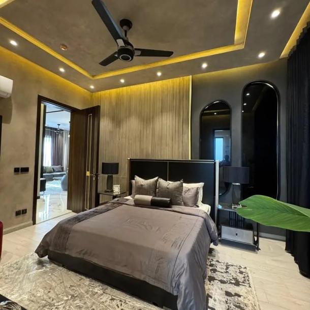 Prime Loacation Fully Furnished 1 Kanal Modern House For Sale In DHA Phase 7 Lahore Pakistan-8