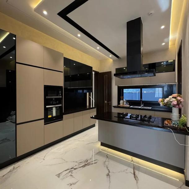 Prime Loacation Fully Furnished 1 Kanal Modern House For Sale In DHA Phase 7 Lahore Pakistan-23