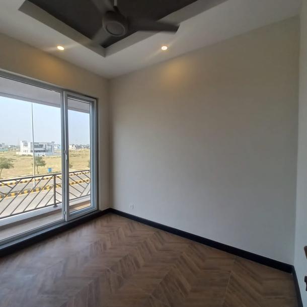 1 Kanal Beautiful House Availabel For Sale In DHA Lahore Phase 7-12