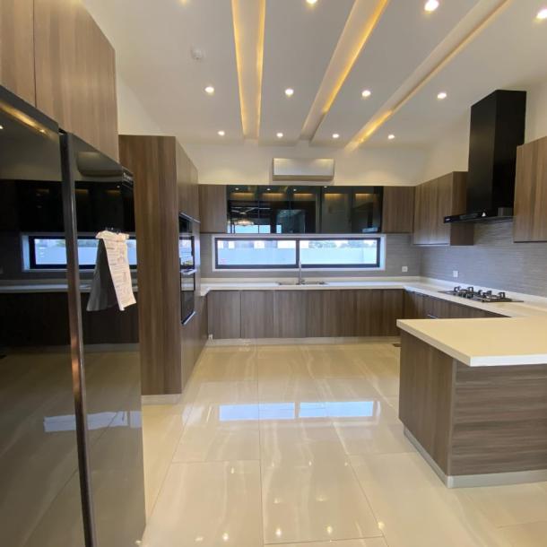 Brand New 1 Kanal Beautiful House Availabel For Sale In DHA Lahore Phase 7-17