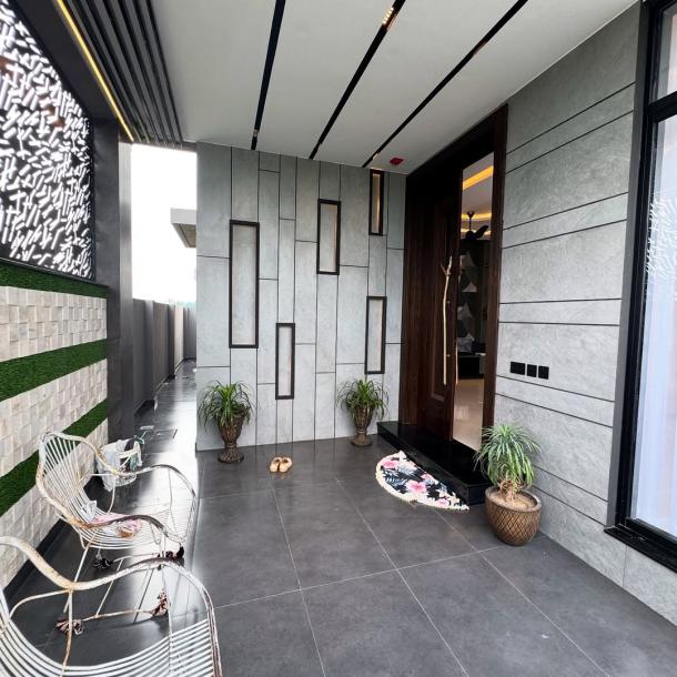 Classical Style 5 Marla Beautiful House Available For Sale In DHA Lahore Phase 9-3