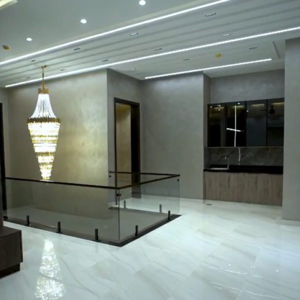 Beautiful 10 Marla Beautiful House Available For Sale In DHA Lahore Phase 7-8