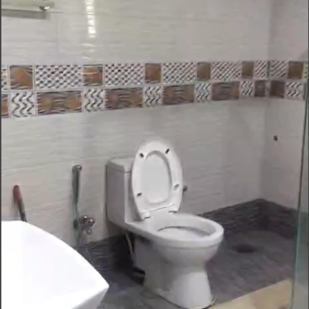 10 Marla Prime Location House Available For Rent In Bahria Town Rawalpindi-7