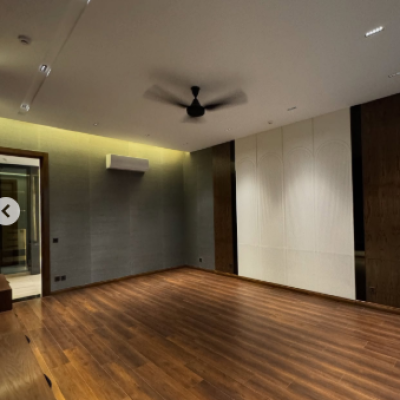 Luxurious 1 Kanal Biggest Designer House Available For Sale In DHA Lahore Phase 6