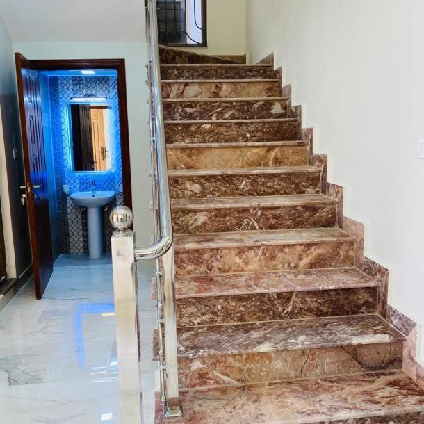 Luxury 1 Kanal House Available For Sale In DHA Lahore Phase 7-7