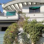 Beautiful 10 Marla Apartment Available For Rent In Askari 10
