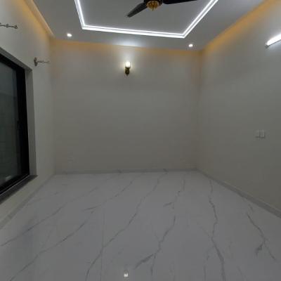 Prime Location 5 Marla House Available For Sale In Bahria Enclave Bahria Town