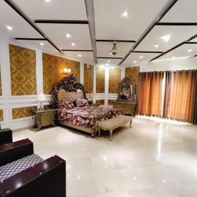 DHA Phase 8 Luxury 5 Kanal House Available For Rent-20