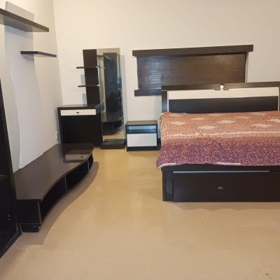 Prime Location 1 Kanal Lower Portion Available For Rent in DHA Lahore Phase 3