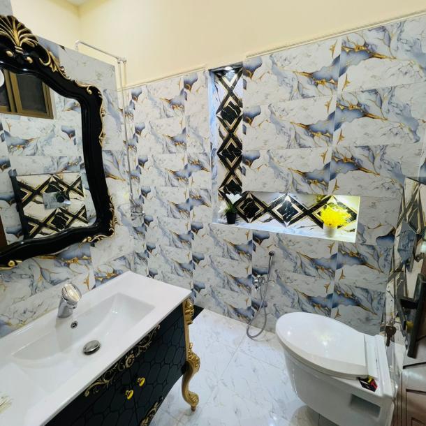 10 Marla Beautiful House Available For Sale In New Metro City Sarai Alamgir Kharian-8