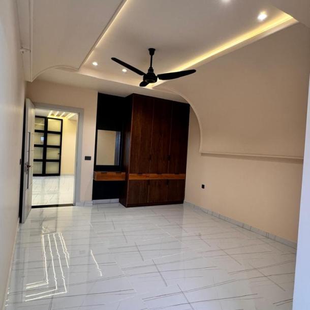 Luxurious 11 Marla House Available For Sale In New Metro City Sarai Alamgir Kharian-14