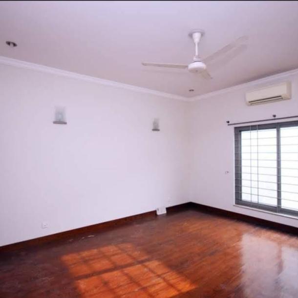DHA Phase 5 Prime Location 1 Kanal Upper Portion Available For Rent-1