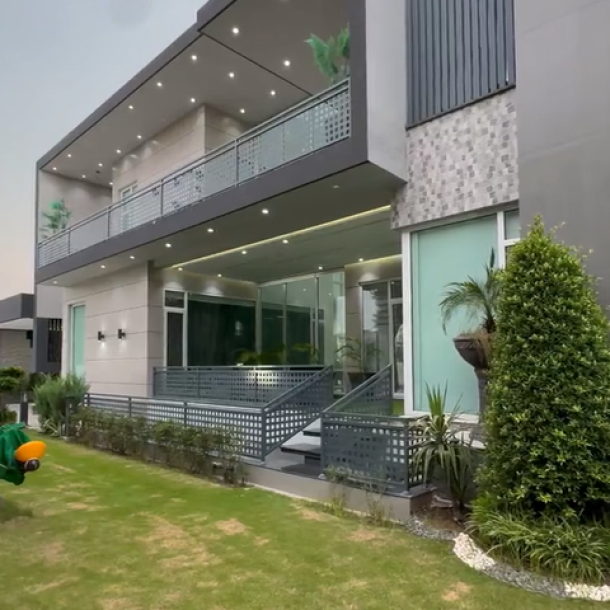 2 Kanal Brand New Luxuroius House Availabel For Sale In DHA Lahore Phase 6-2