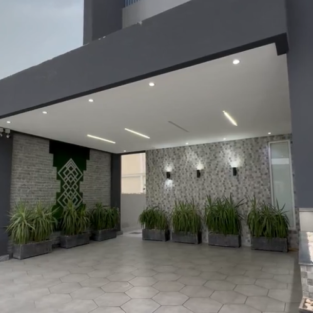 2 Kanal Brand New Luxuroius House Availabel For Sale In DHA Lahore Phase 6-3