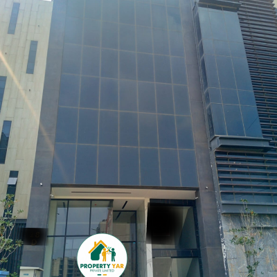 Italian Made Kiitchen And Washroom 8 Marla Commercial Plaza Available For Rent In DHA Lahore Phase 8 Broadway D