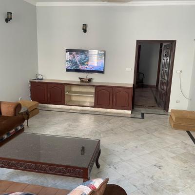 Single Story House Available For Rent In DHA Lahore Phase 2 Block V-10