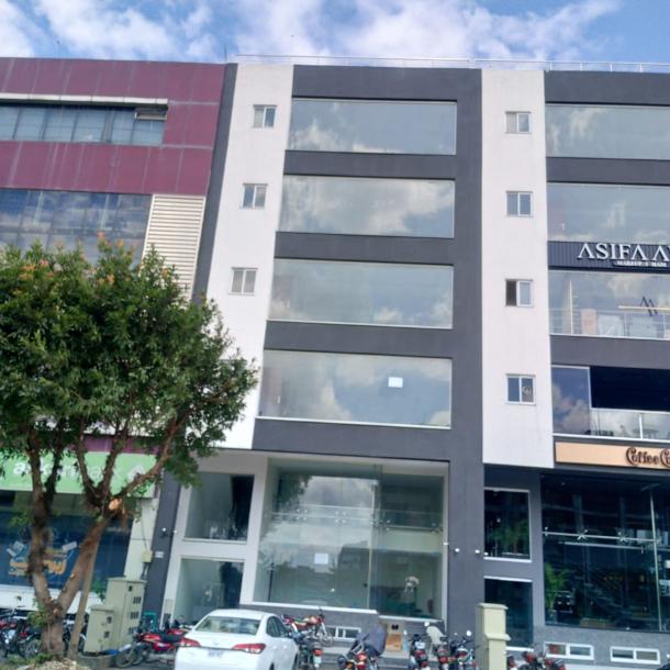Reasonable Price 4 Marla Full Plaza Available For Sale In DHA Lahore Phase 6-2