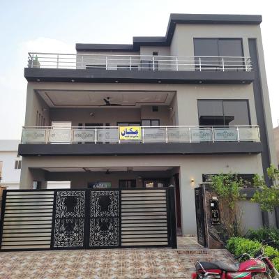 10 Marla upper portion House For Rent plantnium block Demand 60k