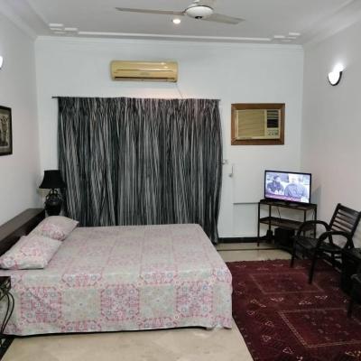 Fully Furnished 1 Kanal Upper Portion For Rent In DHA Phase 1 Lahore