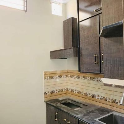 4 Marla House For sale in Paragon City barki road Lahore demand 175 with 3 beds