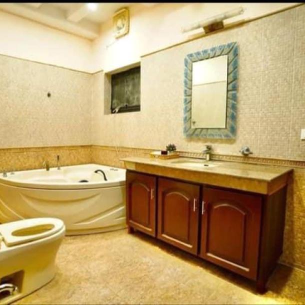 DHA Phase-3 House for Rent 1 Kanal Fully Furnished Modern House ⁠-10