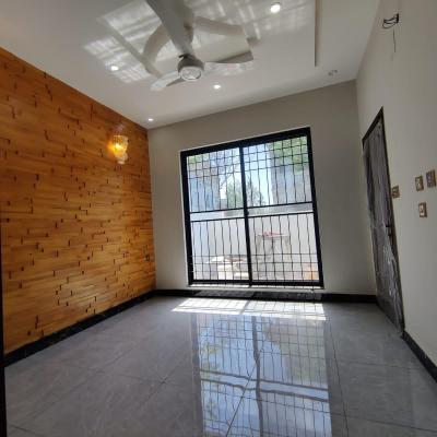 5 Marla Lake City 10 Marla Low Budget Brand New House For Sale