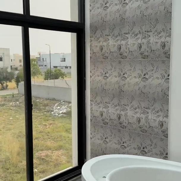 Phase 6 1 Kanal upper portion For Rent Lower portion locked-3
