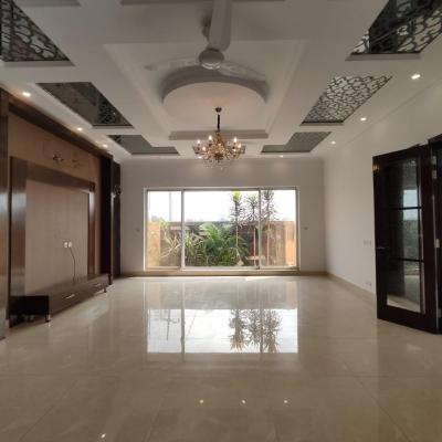 DHA phase 6 1 kanal House for Rent Rent: 250 thousand