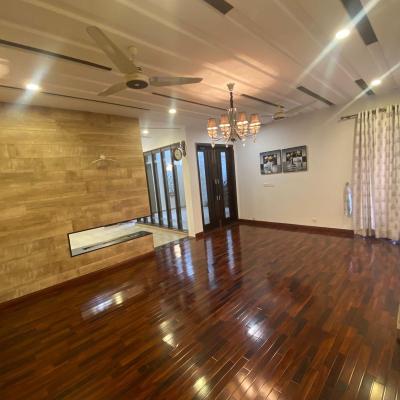 DHA phase 6 1 kanal modern design house for rent