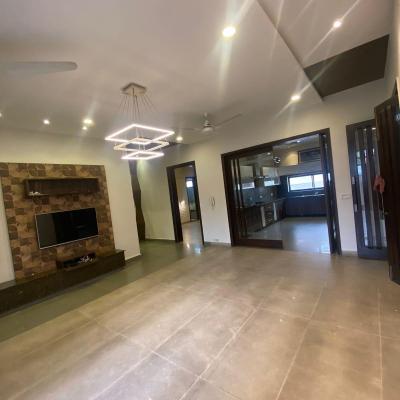 DHA phase 6 1 kanal modern design house for rent