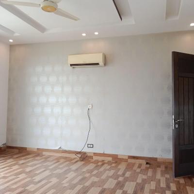 1 kanal upper portion for Rent In DHA phase 8 Lower portion locked