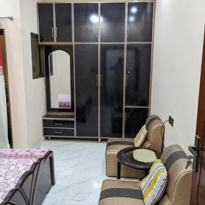 12 Marla Second Floor Available for rent